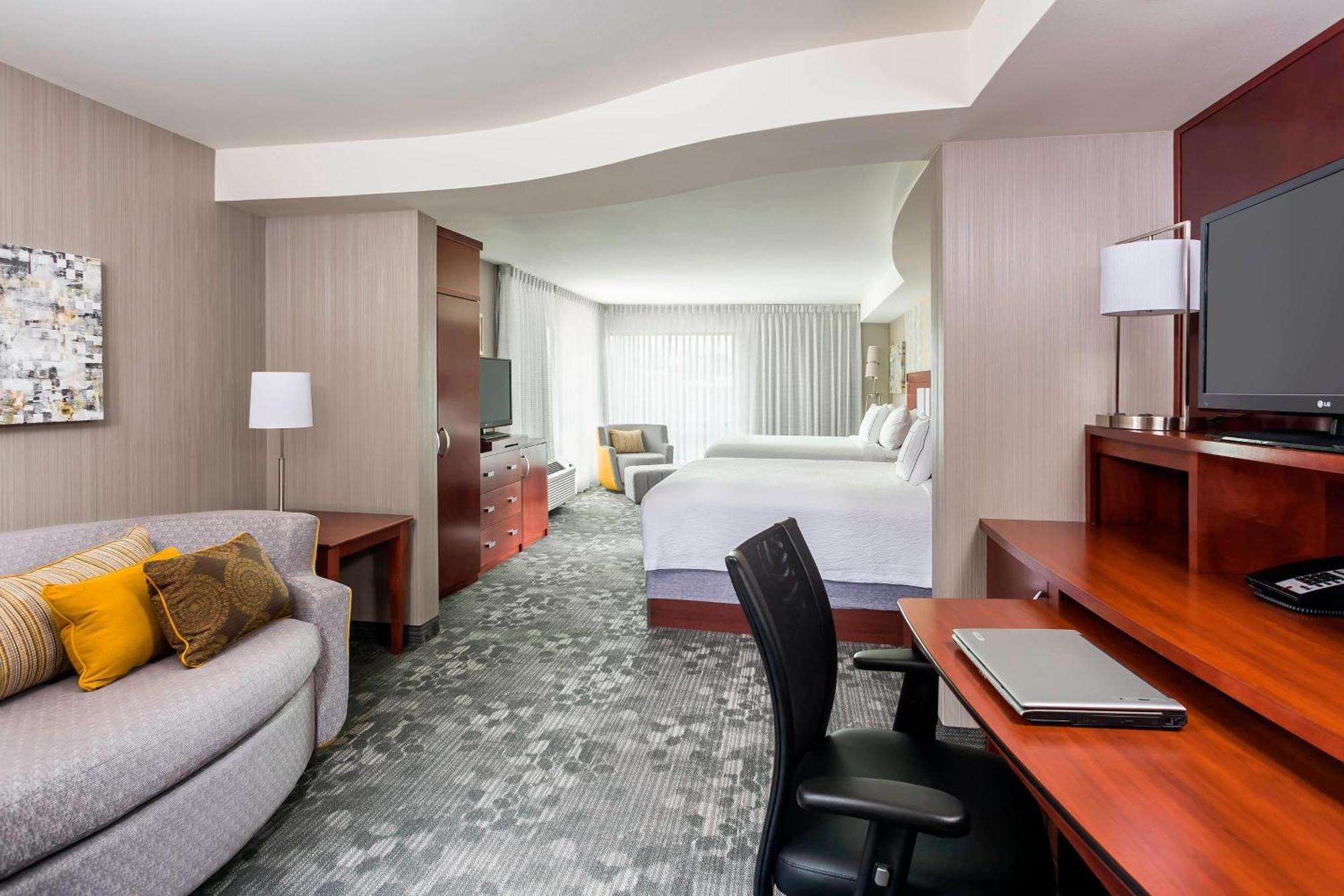 Courtyard By Marriott Kalamazoo Portage Exteriör bild