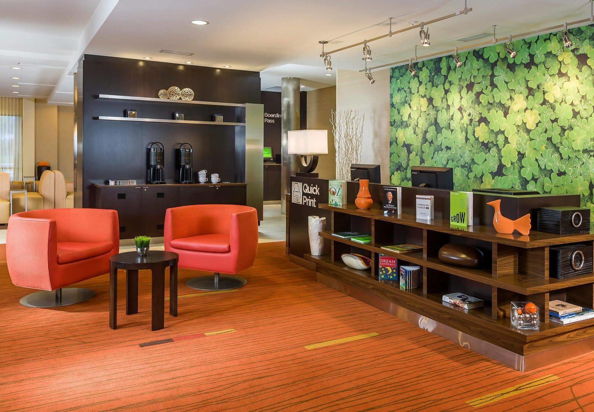 Courtyard By Marriott Kalamazoo Portage Exteriör bild